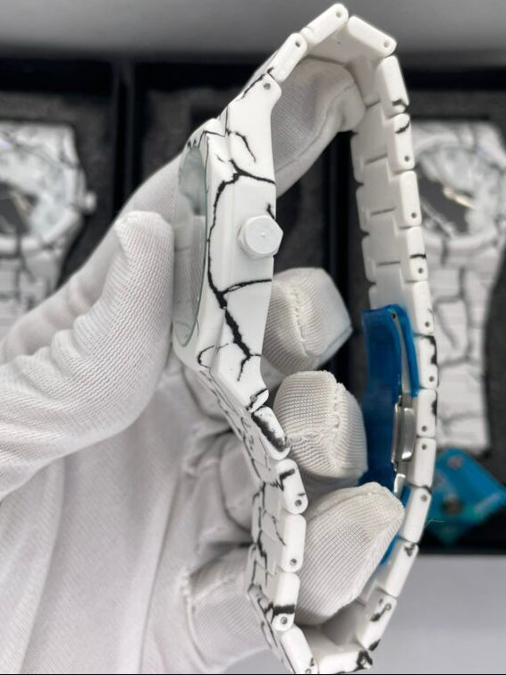 White Aura ( Silver Chain Black White Dial )