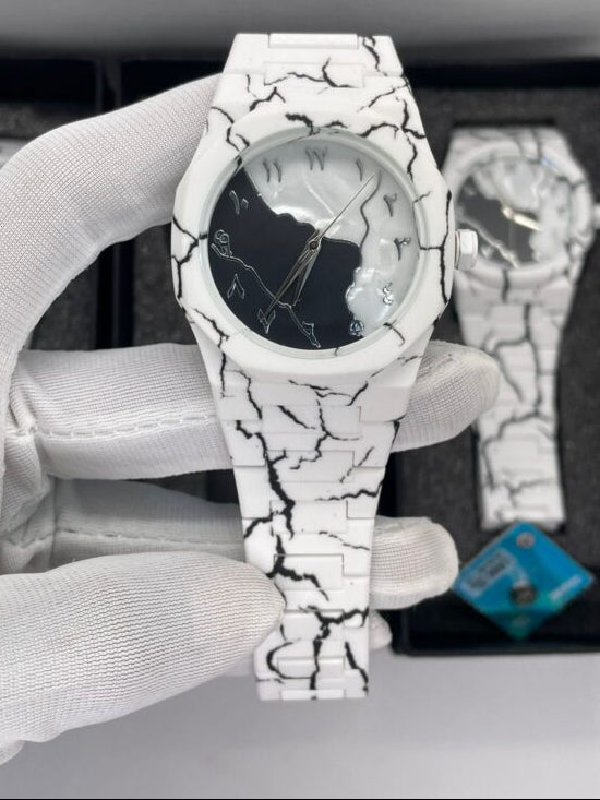 White Aura ( Silver Chain Black White Dial )